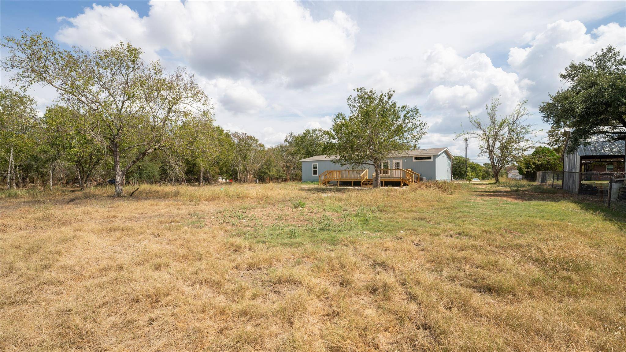 Dale, TX 78616,79 County Line RD