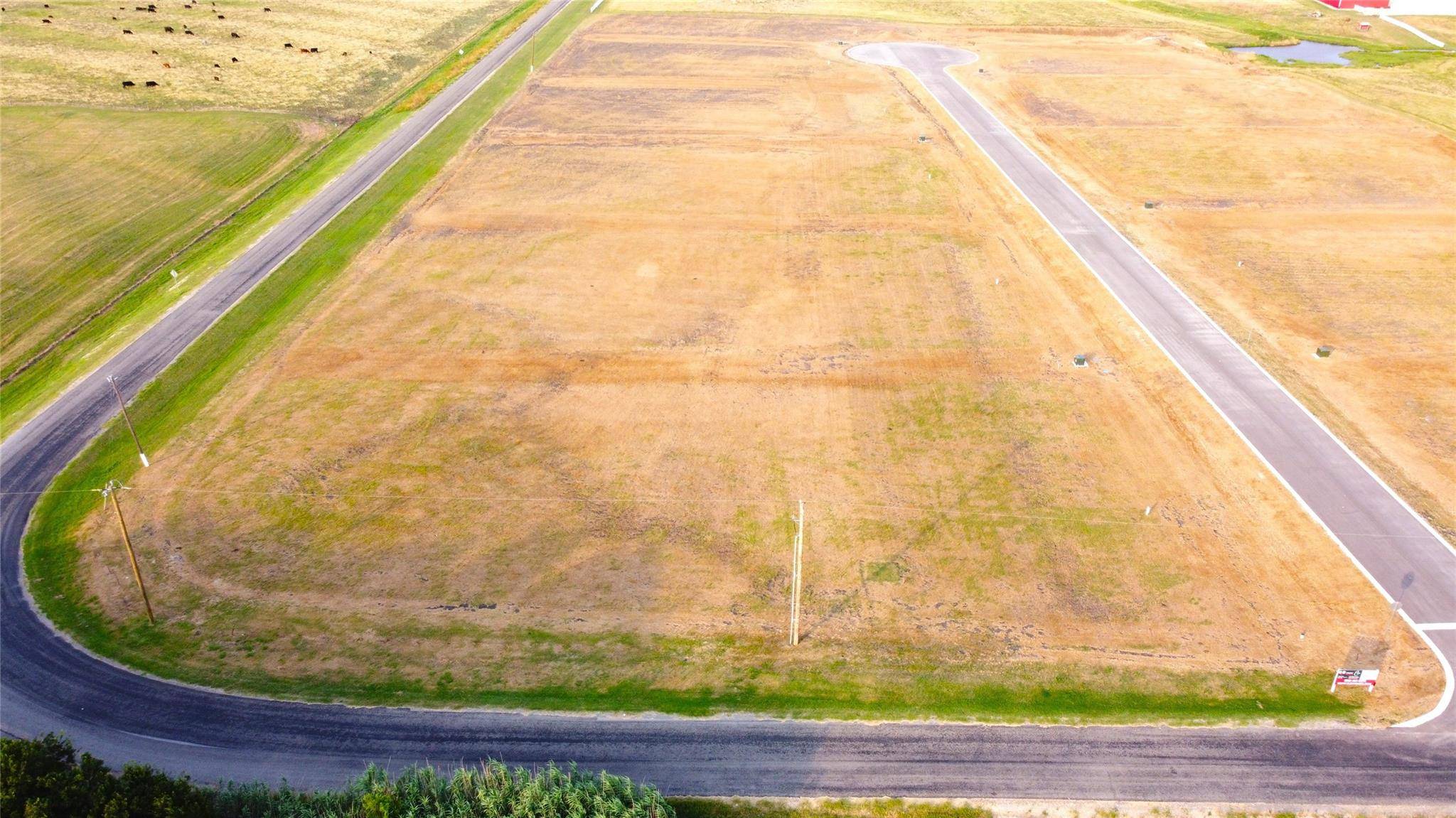 Thrall, TX 76578,205 Tigerlily WAY