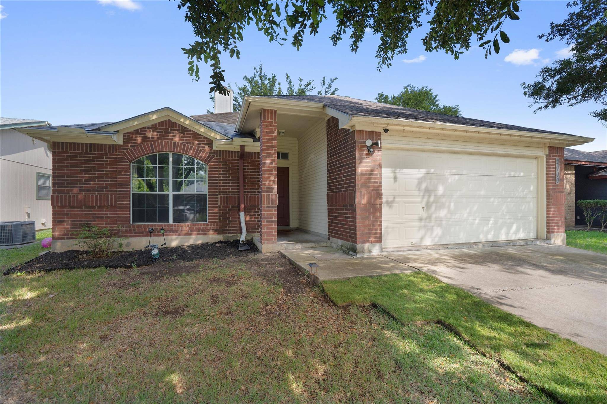 Taylor, TX 76574,2000 Holly Springs DR