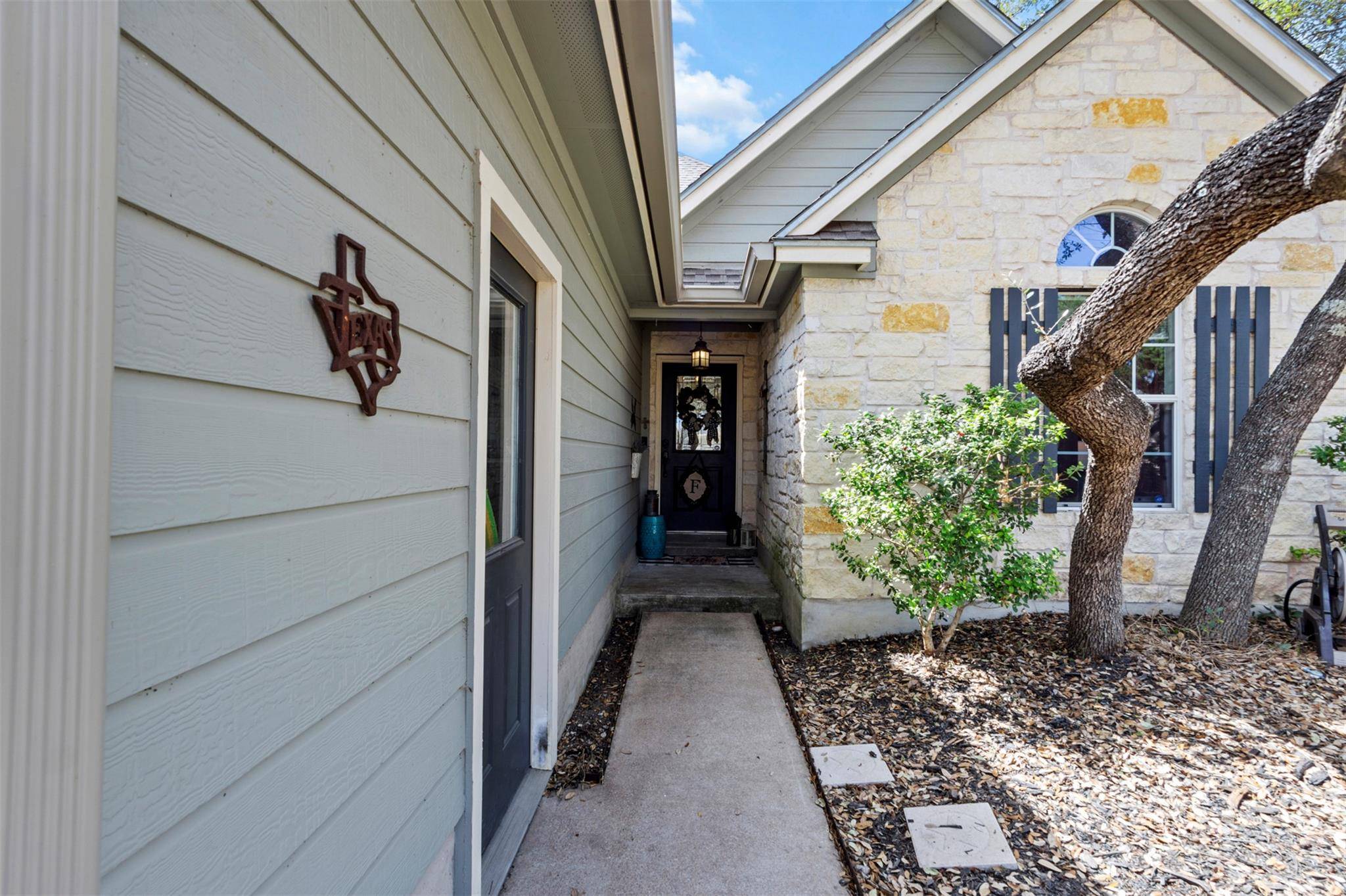 Spicewood, TX 78669,1044 Daviot DR