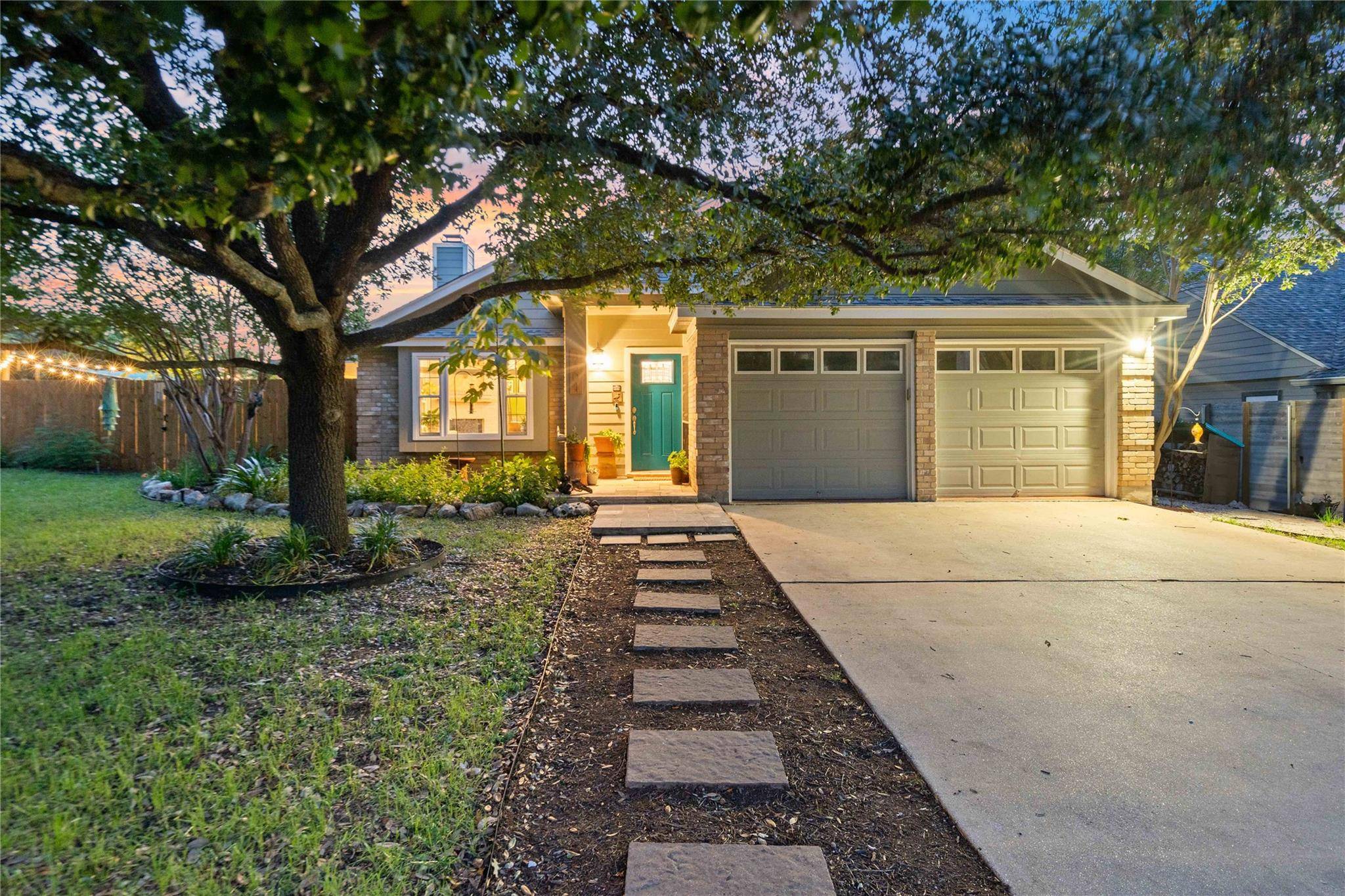 Austin, TX 78745,8304 Avocet DR