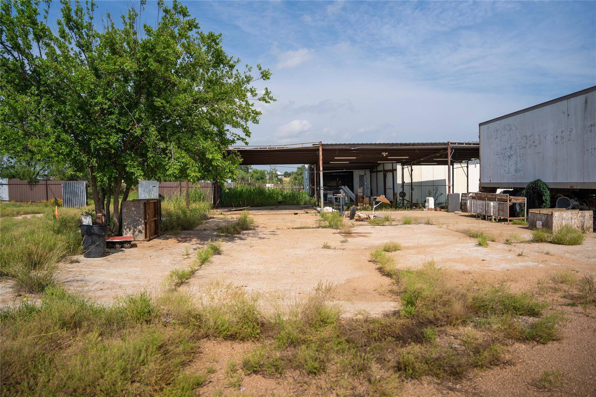 Llano, TX 78643,1009 Angle Ave