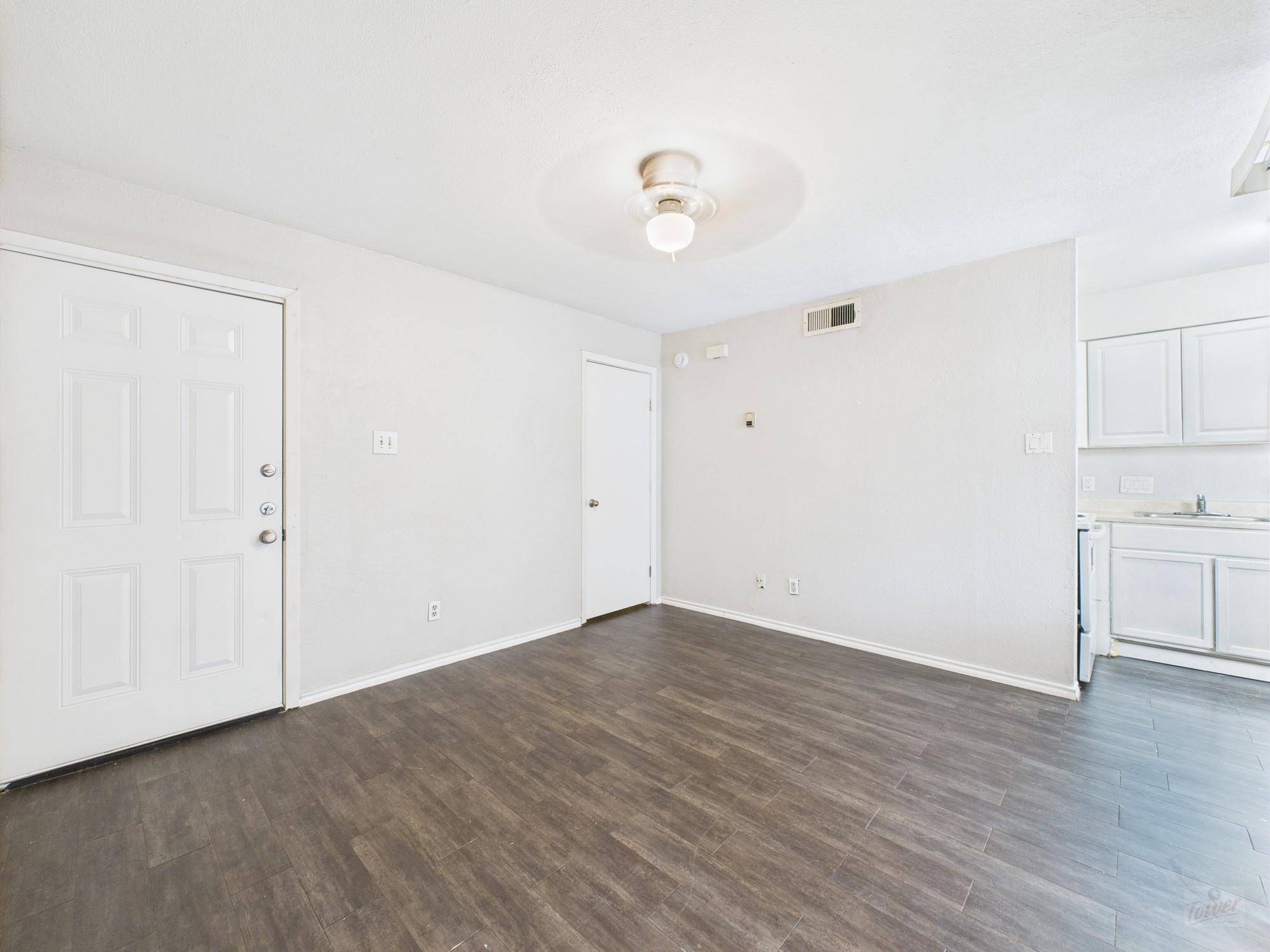 Austin, TX 78741,1840 Burton DR #141