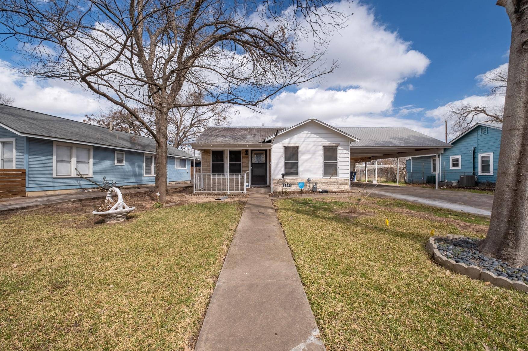 Austin, TX 78702,2704 Willow ST