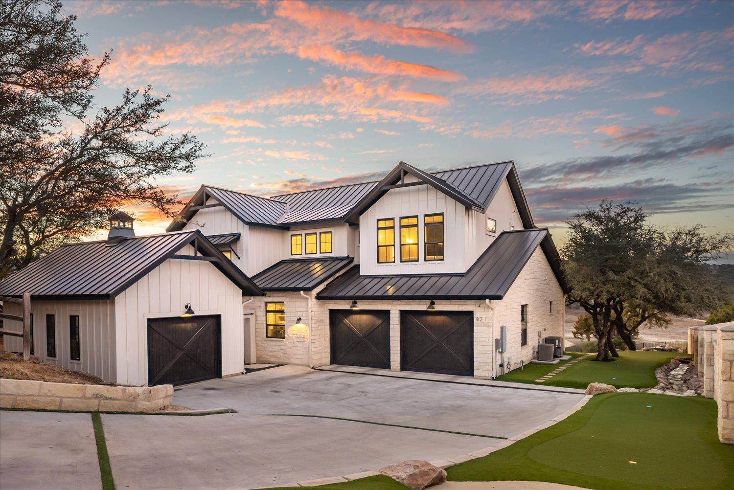 Spicewood, TX 78669,821 S Angel Light DR