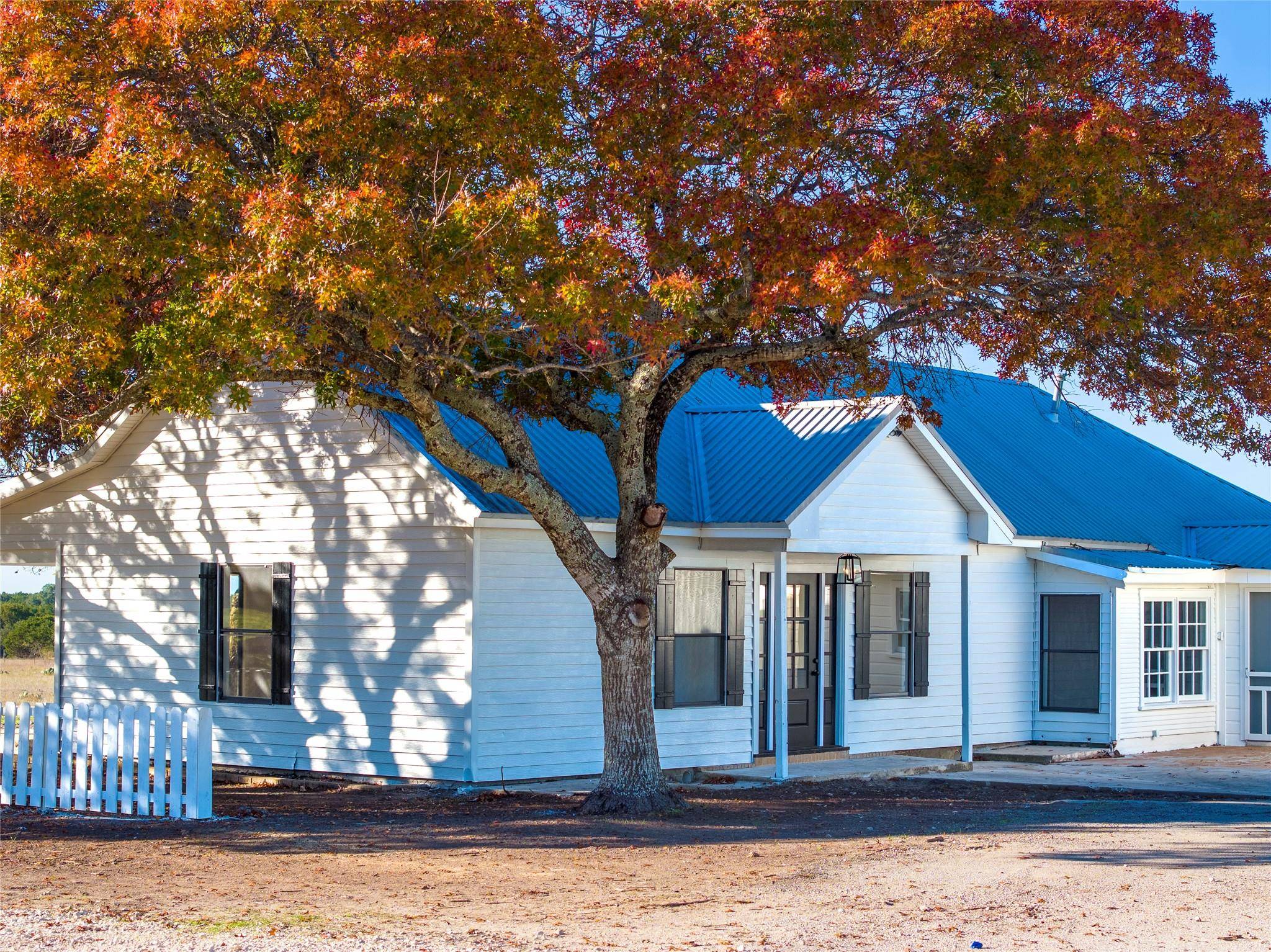 Lampasas, TX 76550,123 Private Road 138