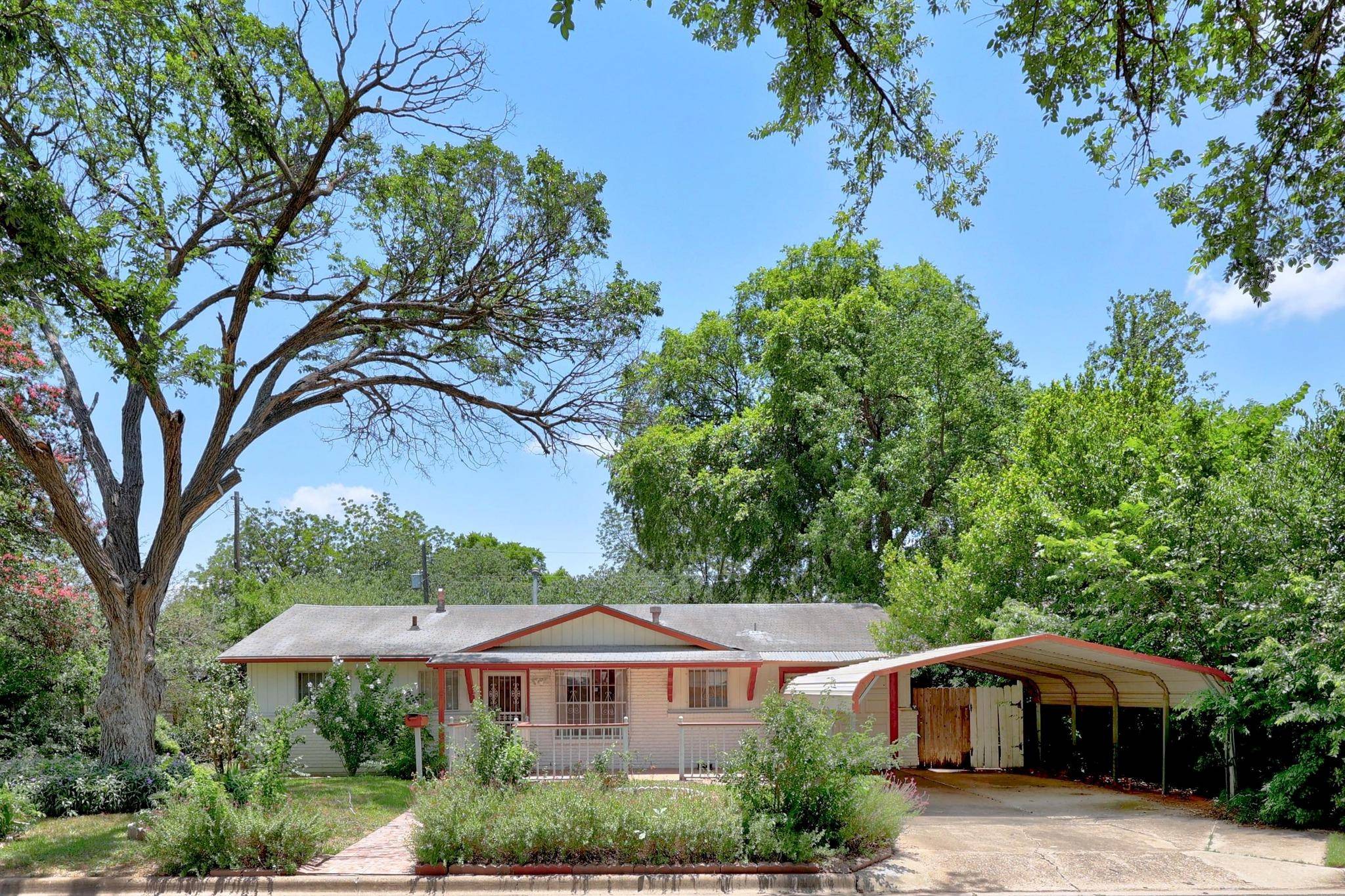 Austin, TX 78745,4705 Enchanted LN