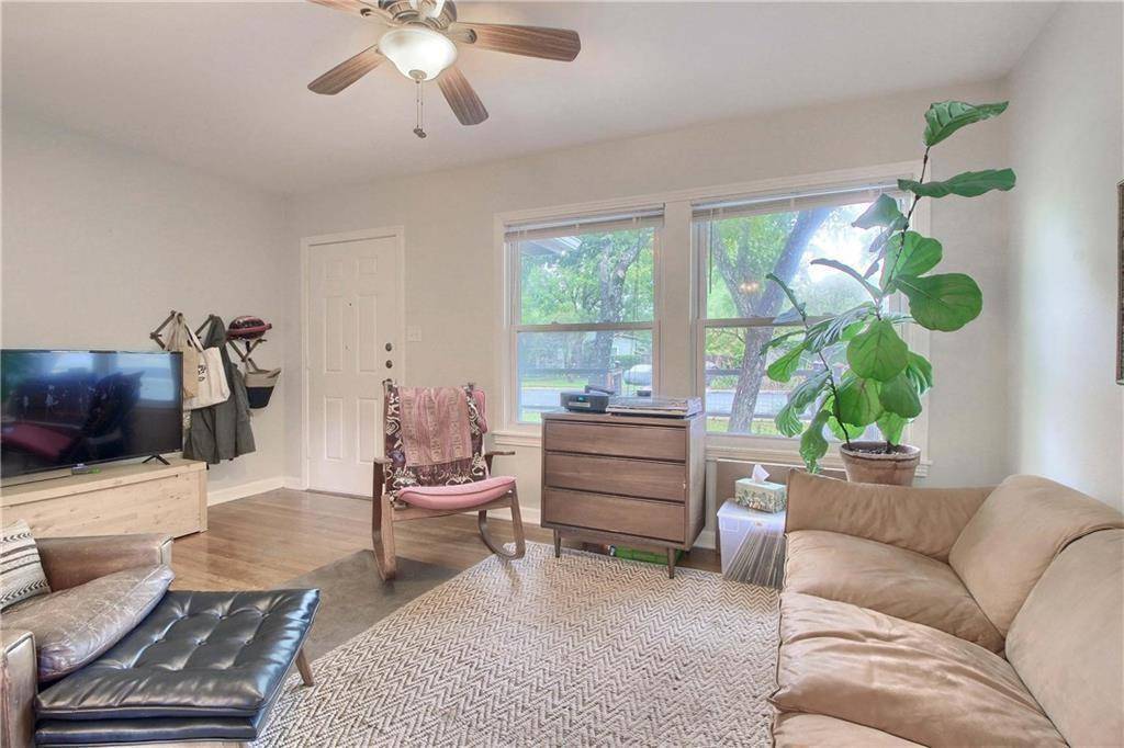 Austin, TX 78757,7525 Grover Ave