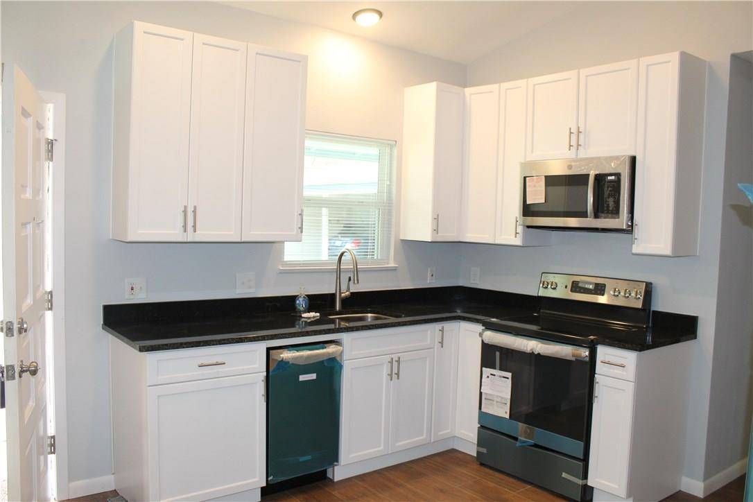 Austin, TX 78746,914 Beaver TRL #B