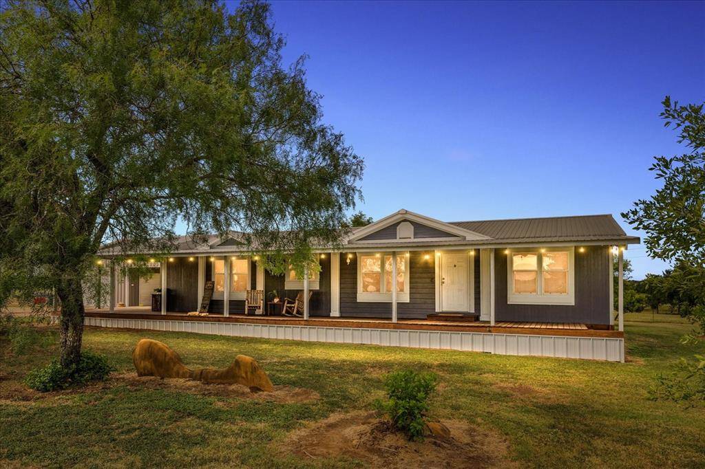 Dale, TX 78616,340 Molasses RD