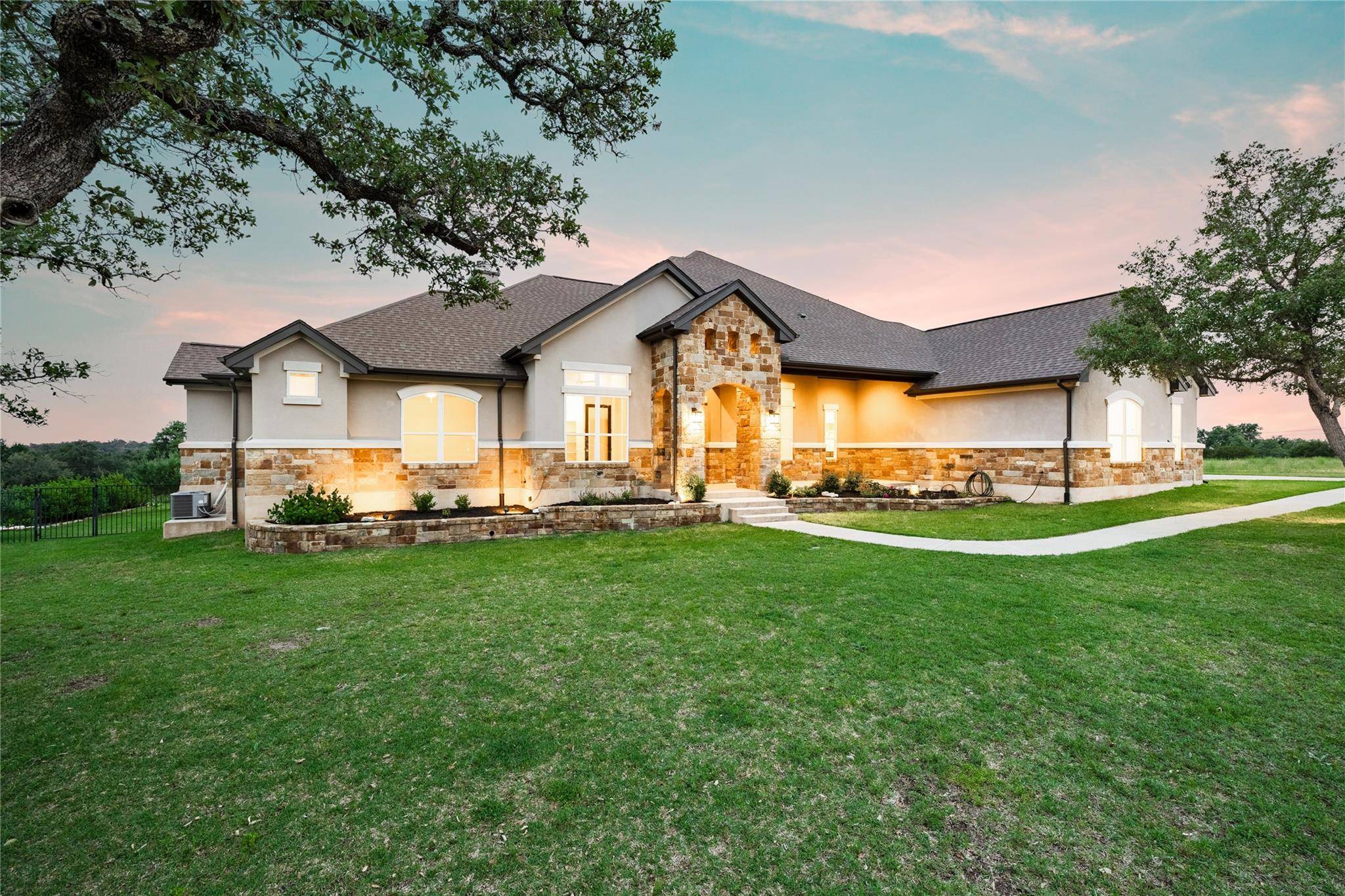 Georgetown, TX 78633,104 Highland Springs LN