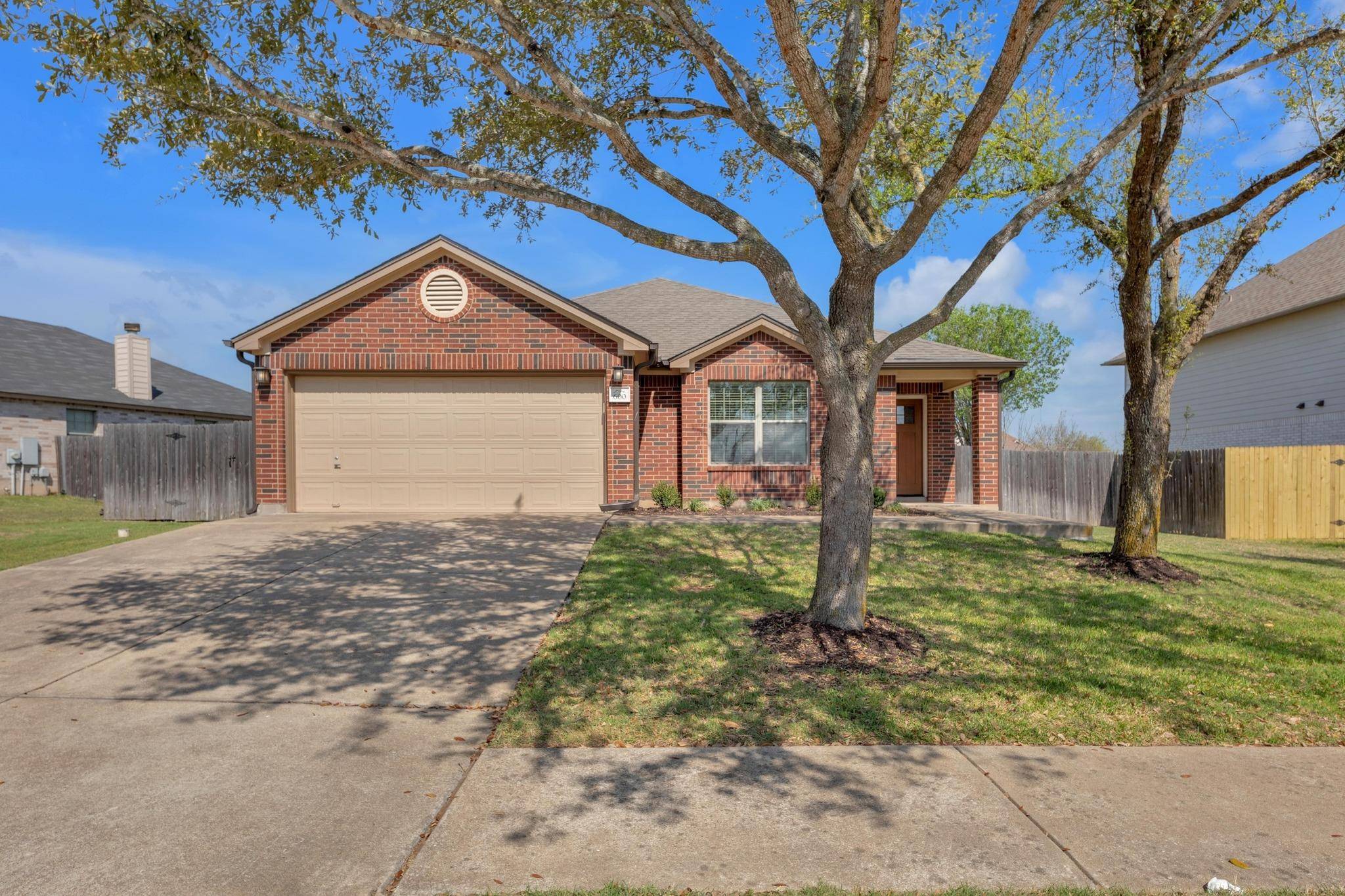 Round Rock, TX 78664,600 Dark Tree LN