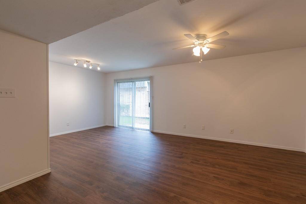 Austin, TX 78756,5506 Grover Ave #D-115
