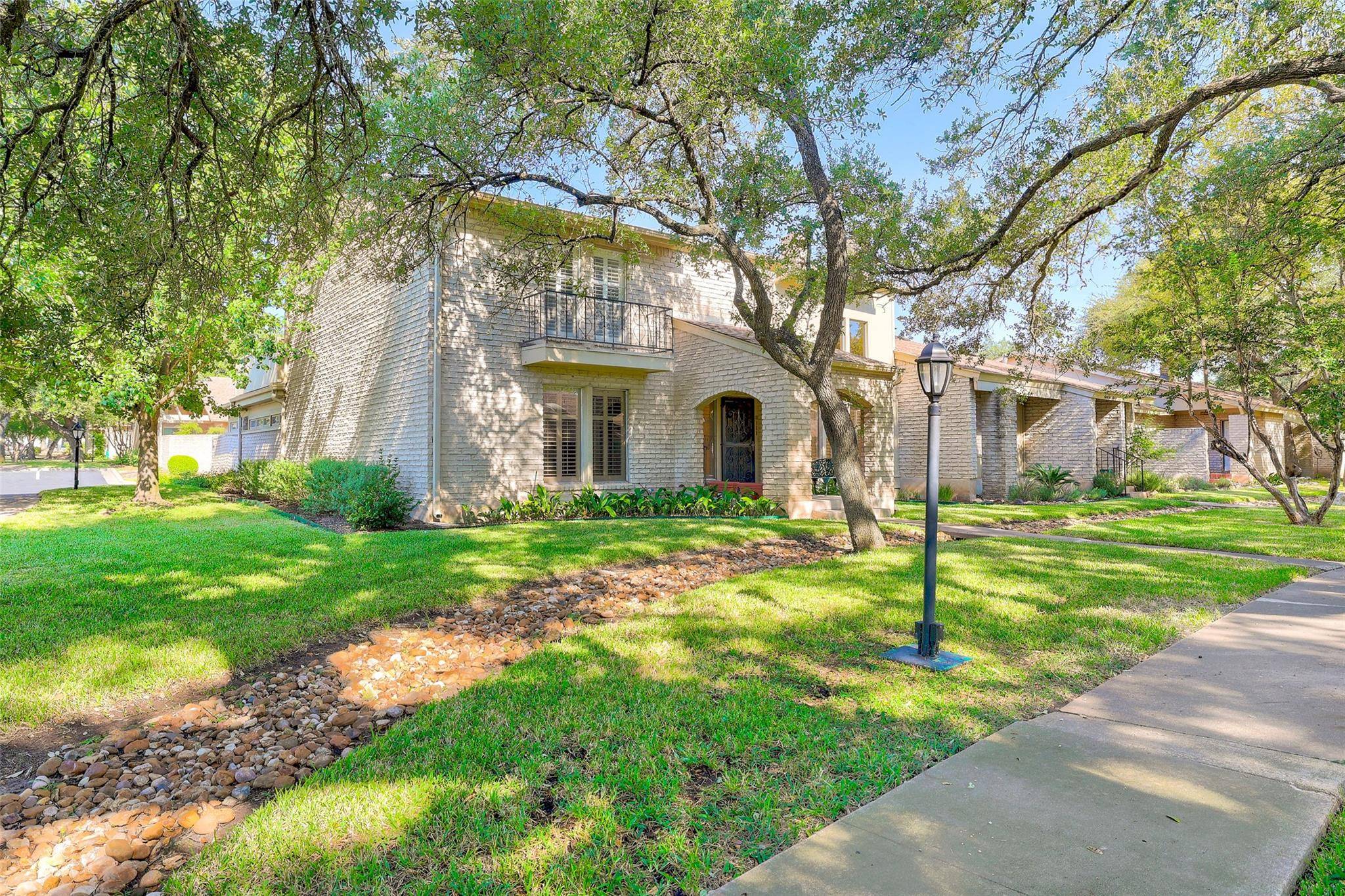 Austin, TX 78759,8111 MIDDLE CT