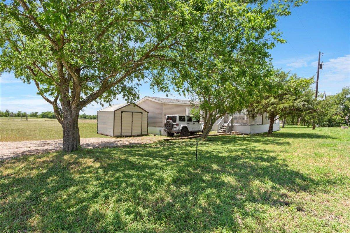 Rogers, TX 76569,216 Moore ST