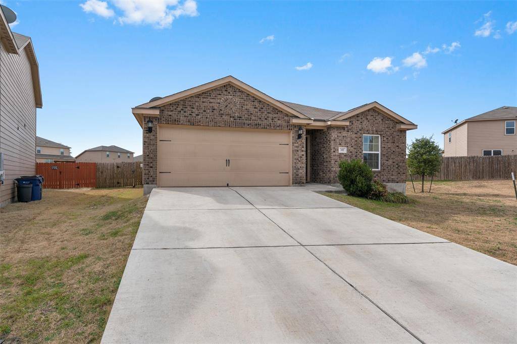 Jarrell, TX 76537,337 Johnston LN