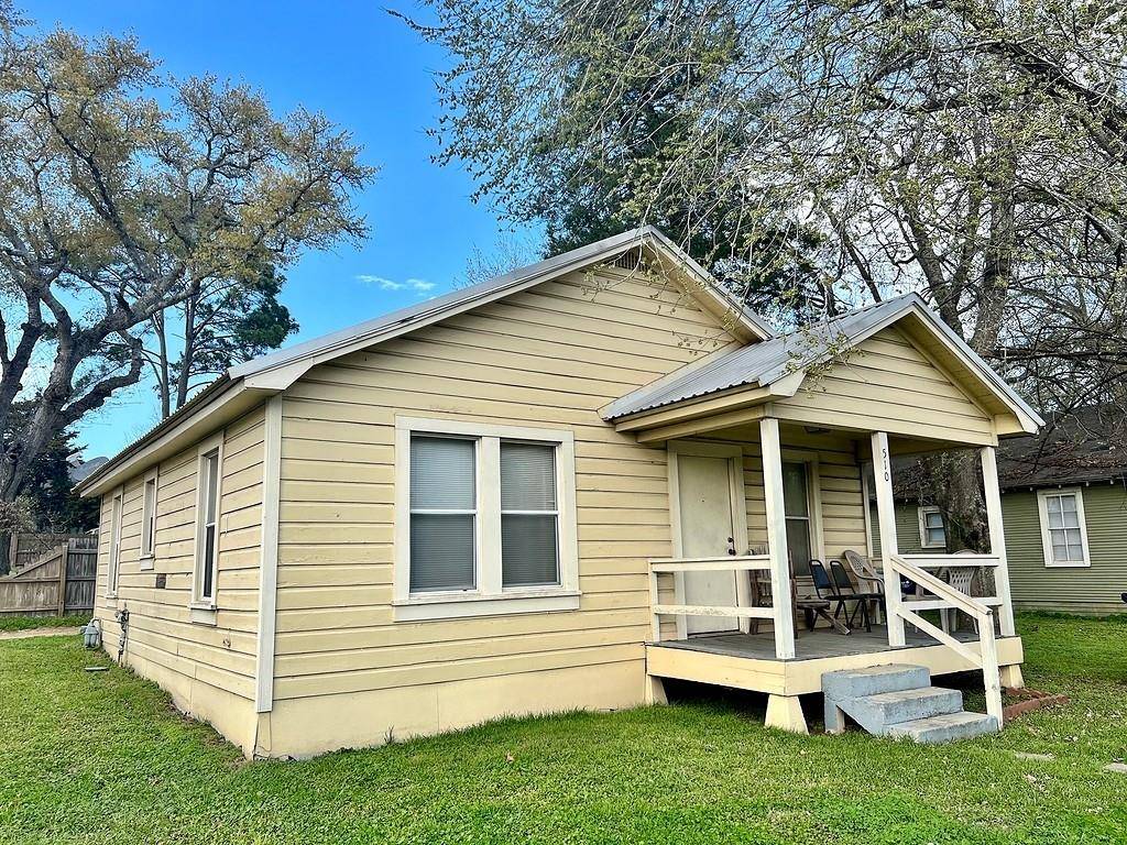 Brenham, TX 77833,510 W Sixth ST