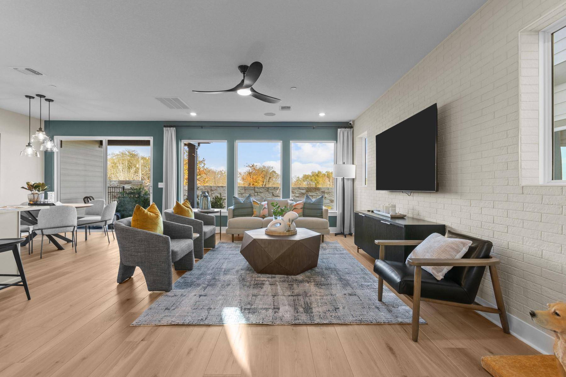 Austin, TX 78744,1032B Brickell LOOP