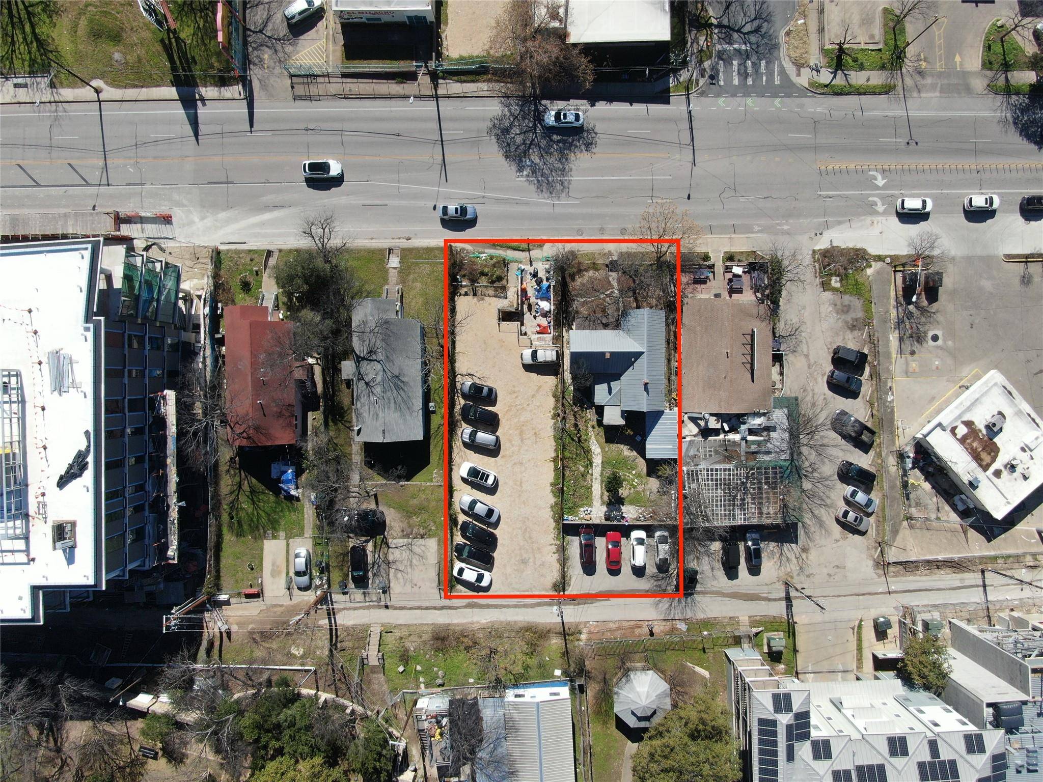Austin, TX 78702,904 E 7th ST
