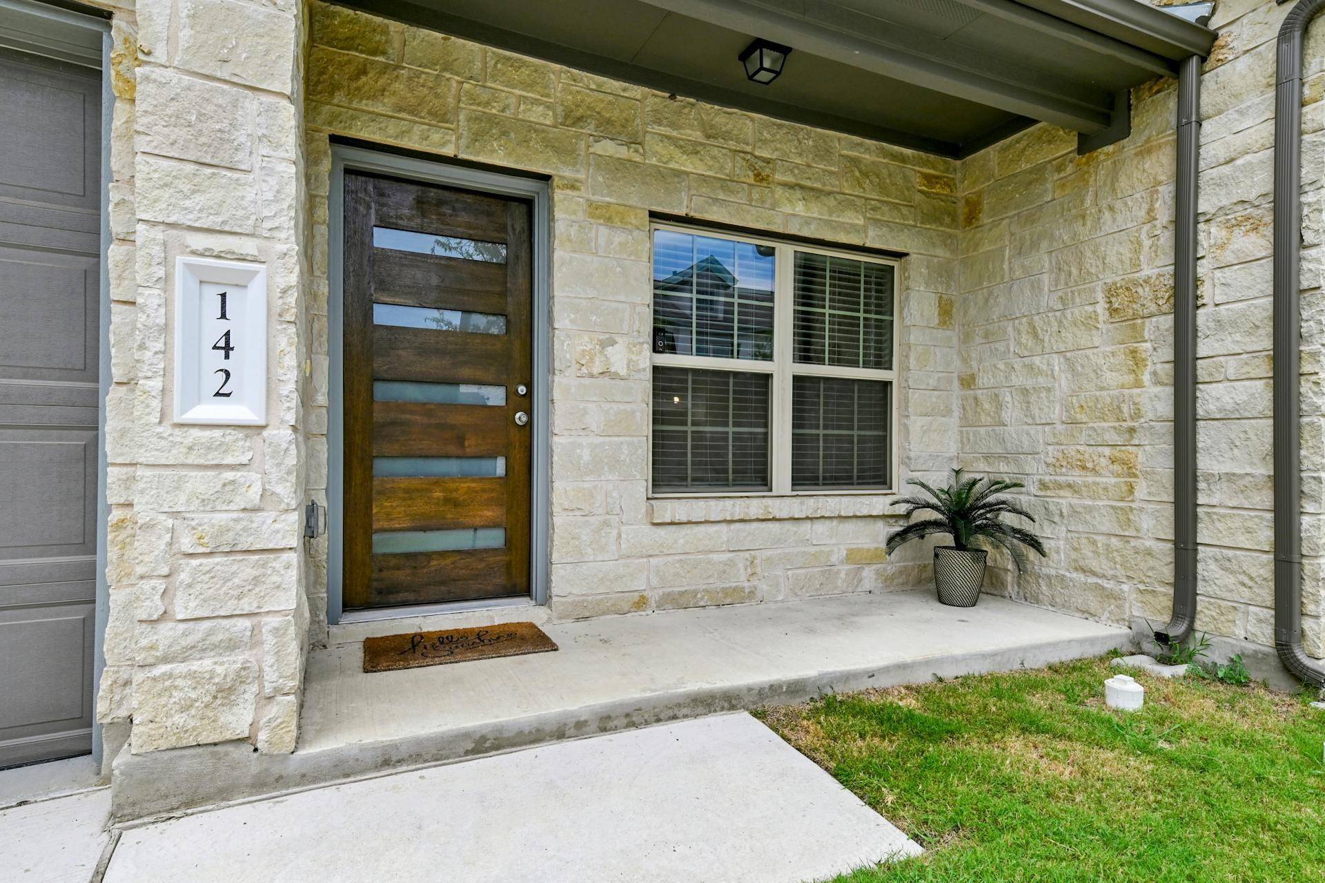 Austin, TX 78745,142 Thelonious DR