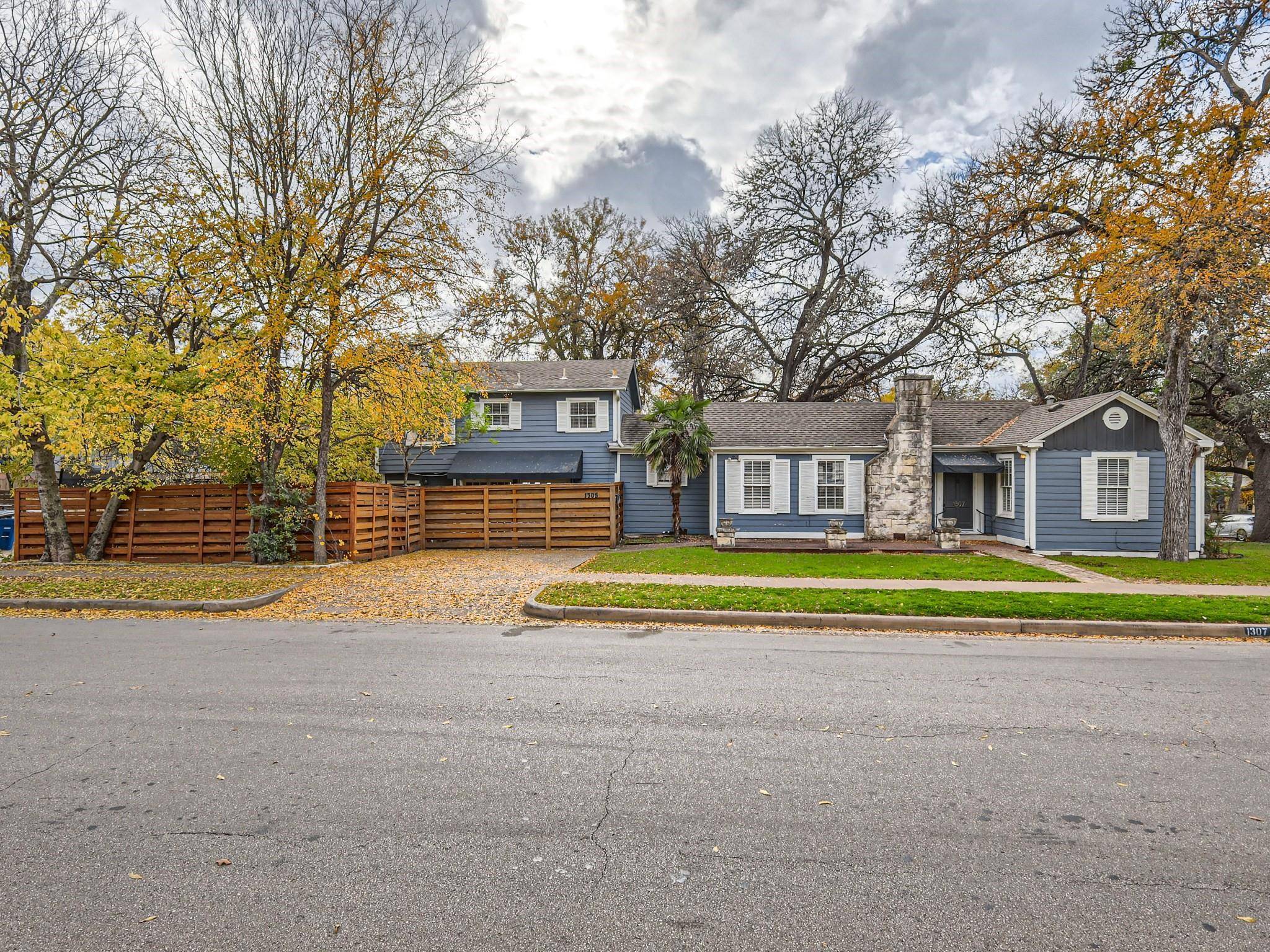 Austin, TX 78703,1307 W 12th ST