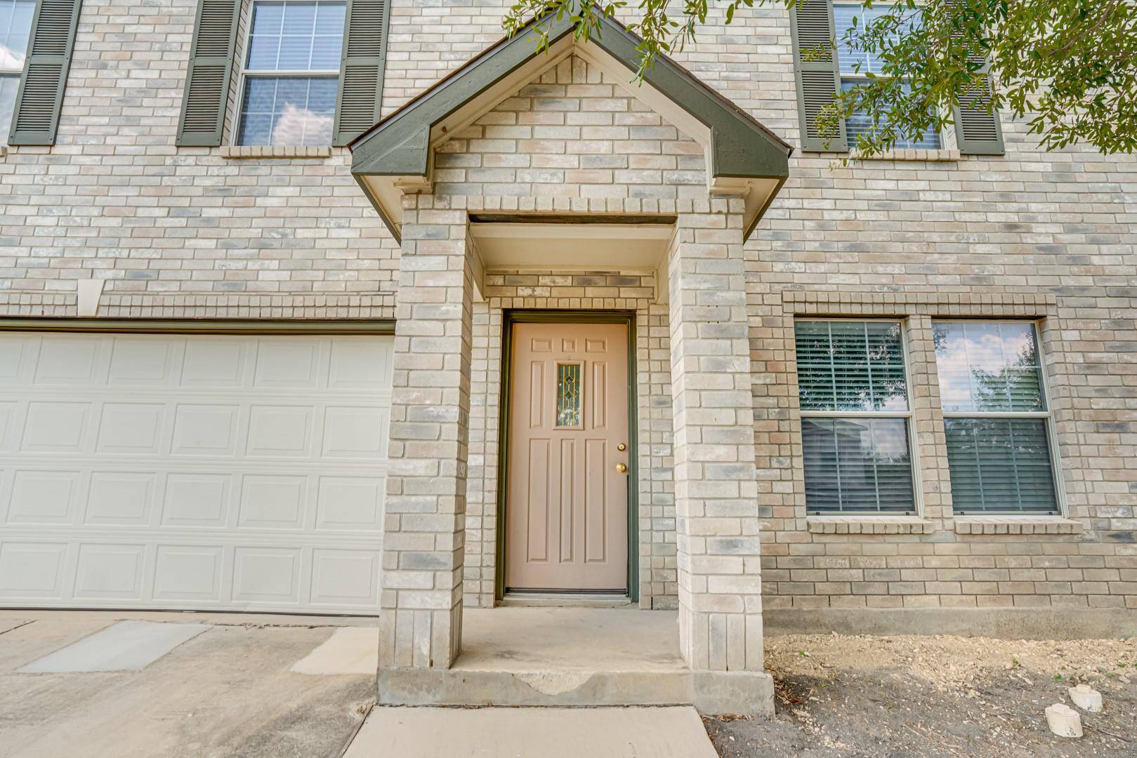 Cibolo, TX 78108,244 Willow Bluff