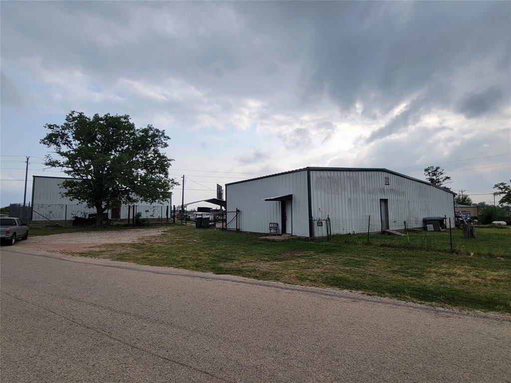 Bastrop, TX 78602,952 HWY 71 E