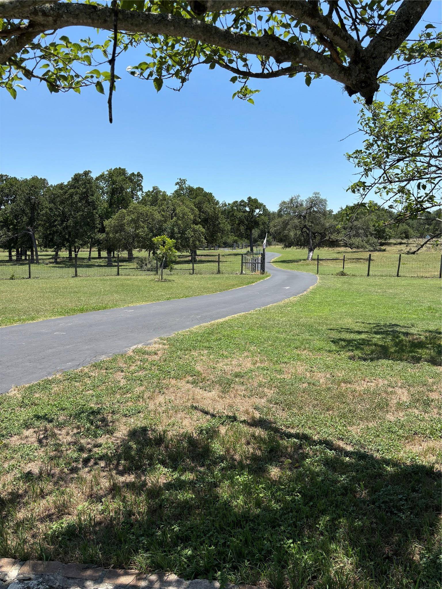 Wimberley, TX 78676,2501 LONE MAN MOUNTAIN RD #B
