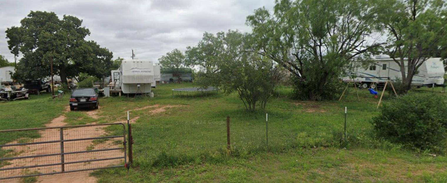 Kingsland, TX 78639,524 Dallas ST