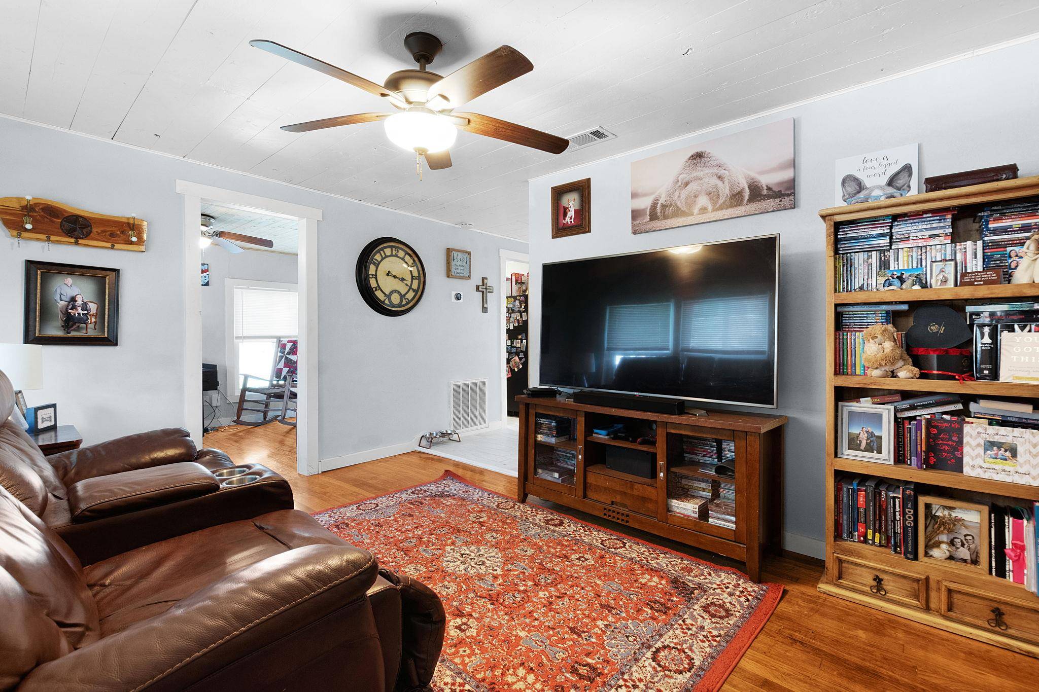 Lampasas, TX 76550,404 W Avenue B