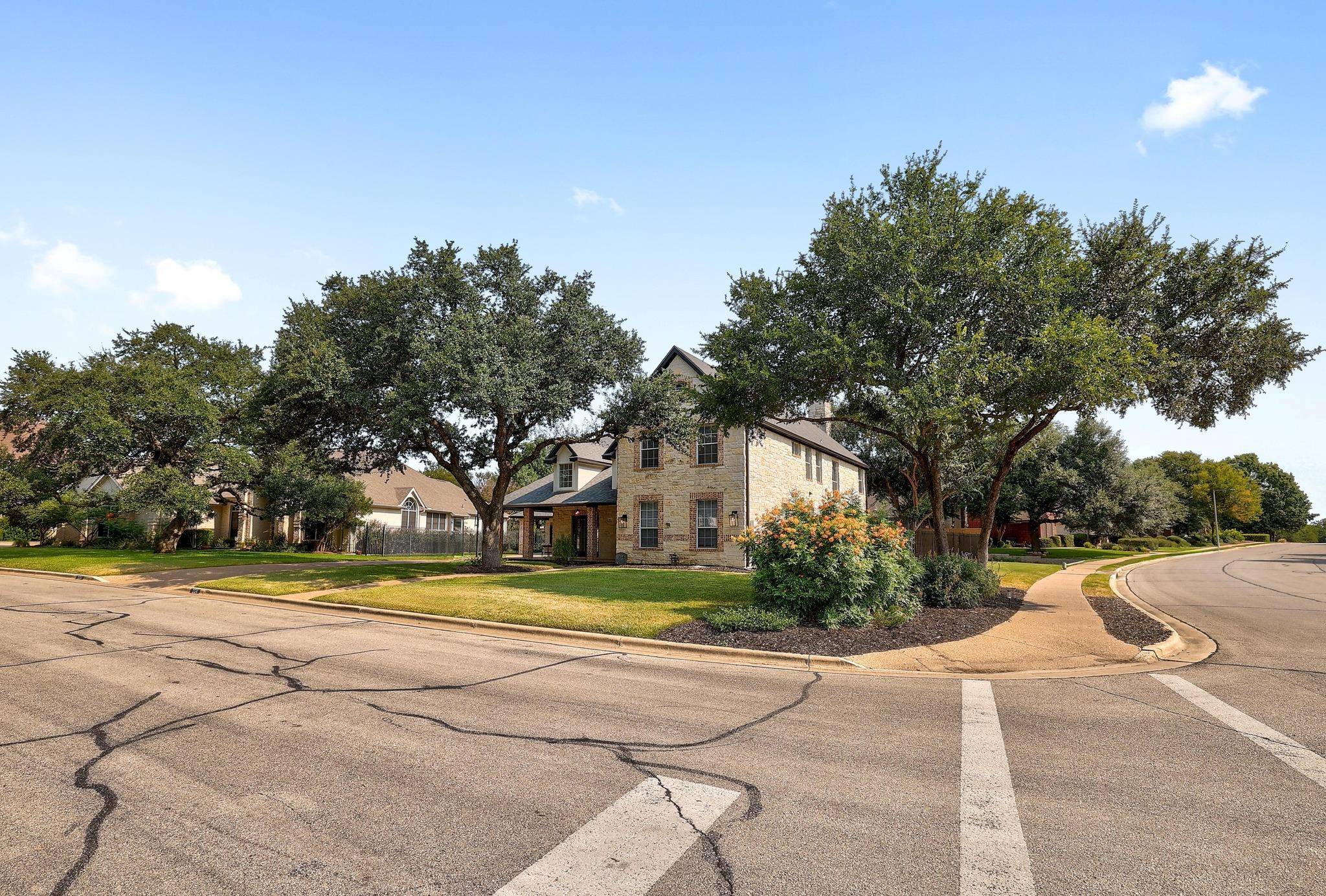 Georgetown, TX 78628,104 Hazeltine DR