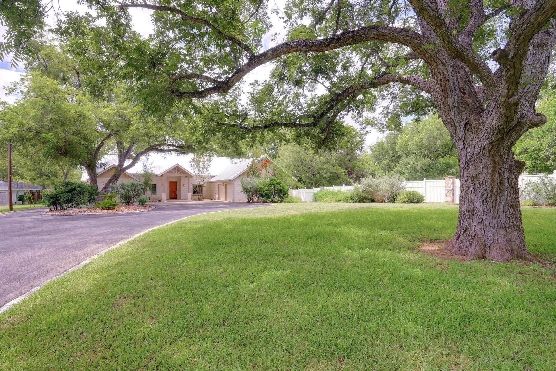 Wimberley, TX 78676,1440 Flite Acres RD