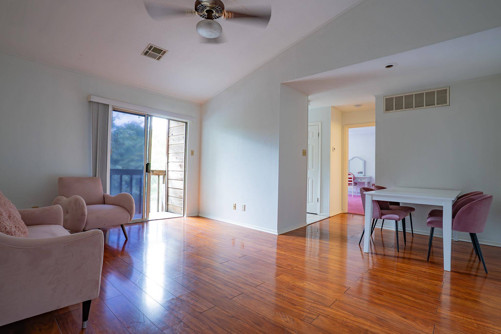 Austin, TX 78745,6903 Deatonhill DR #19