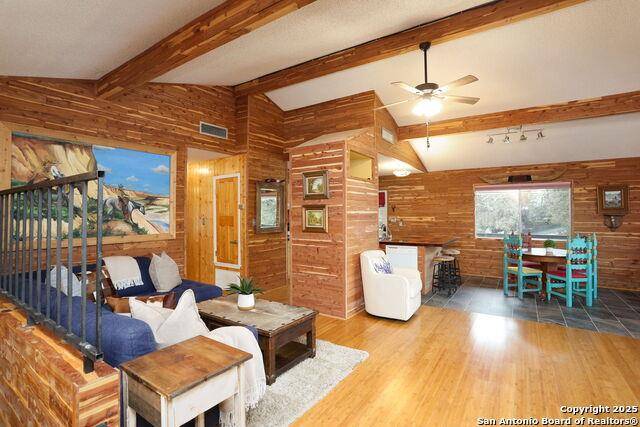 Canyon Lake, TX 78133,1087 Driftwind DR