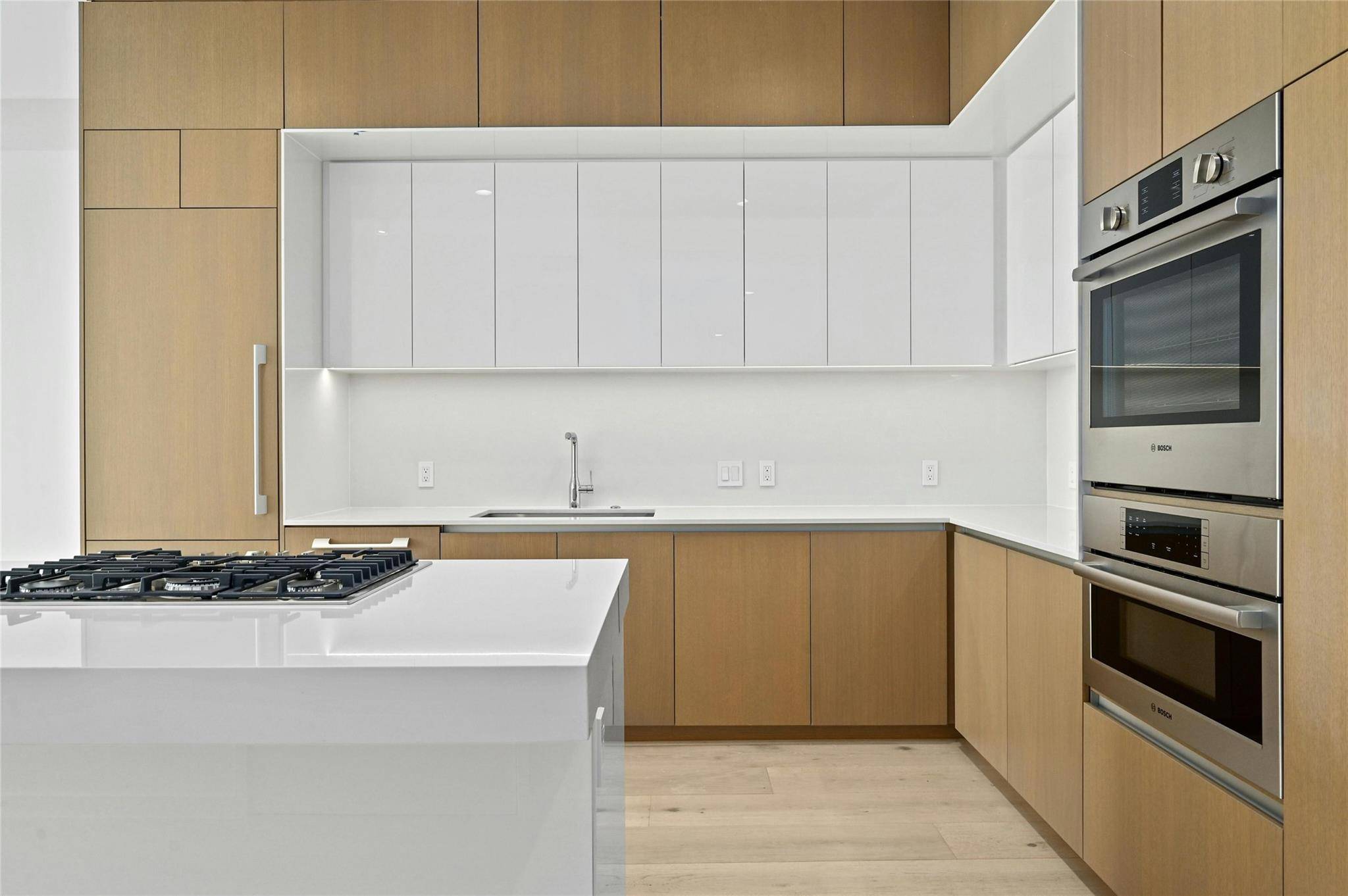 Austin, TX 78701,313 W 17th ST #2103