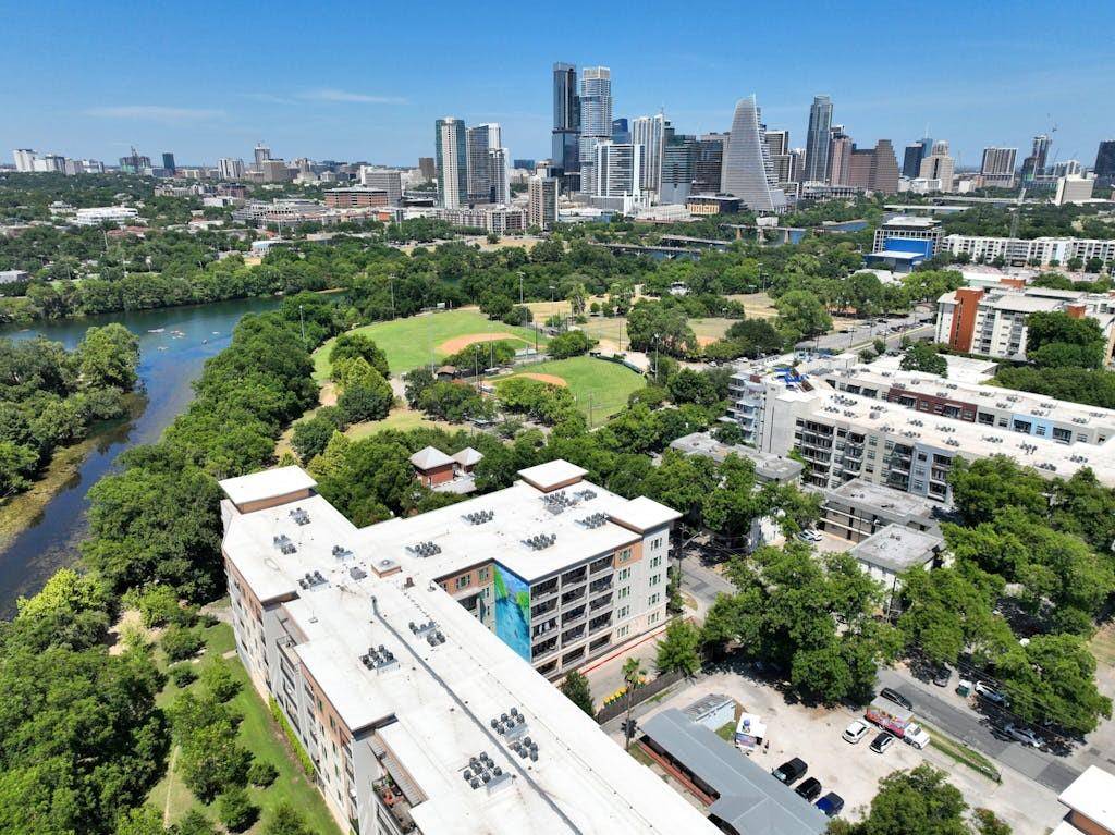 Austin, TX 78704,1900 Barton Springs RD #5042