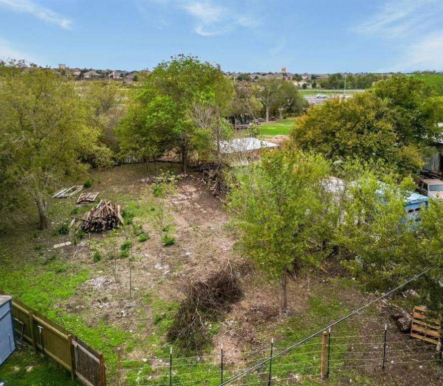 Buda, TX 78610,324 Knox DR