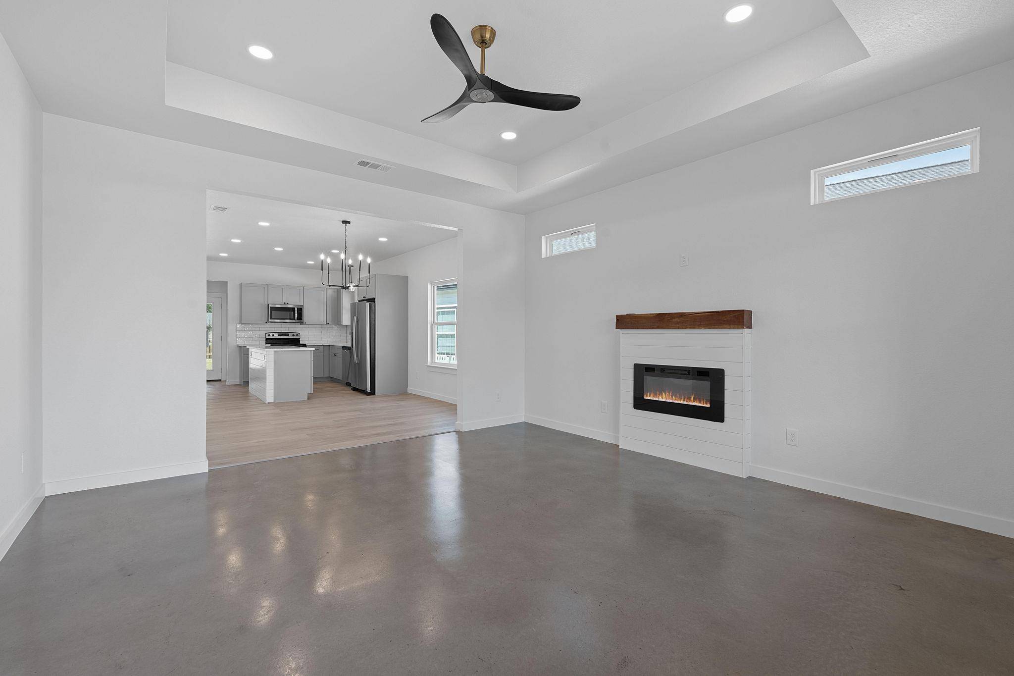 Driftwood, TX 78619,245 Heatherwood DR #2