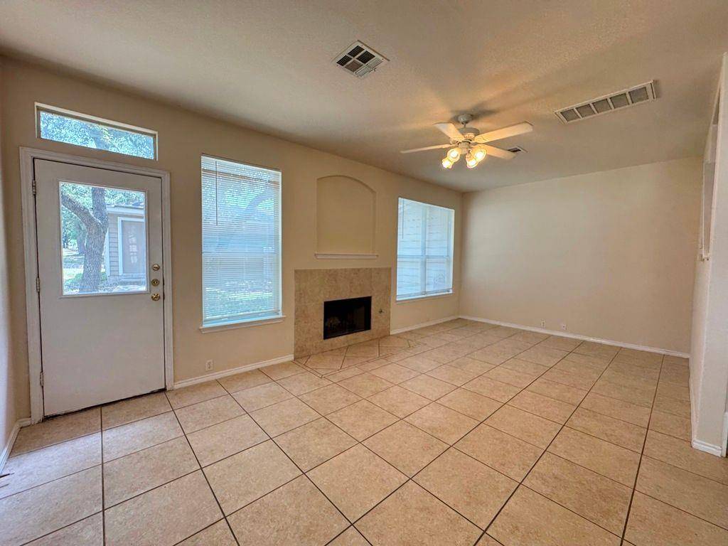 Kyle, TX 78640,251 Utterback #A