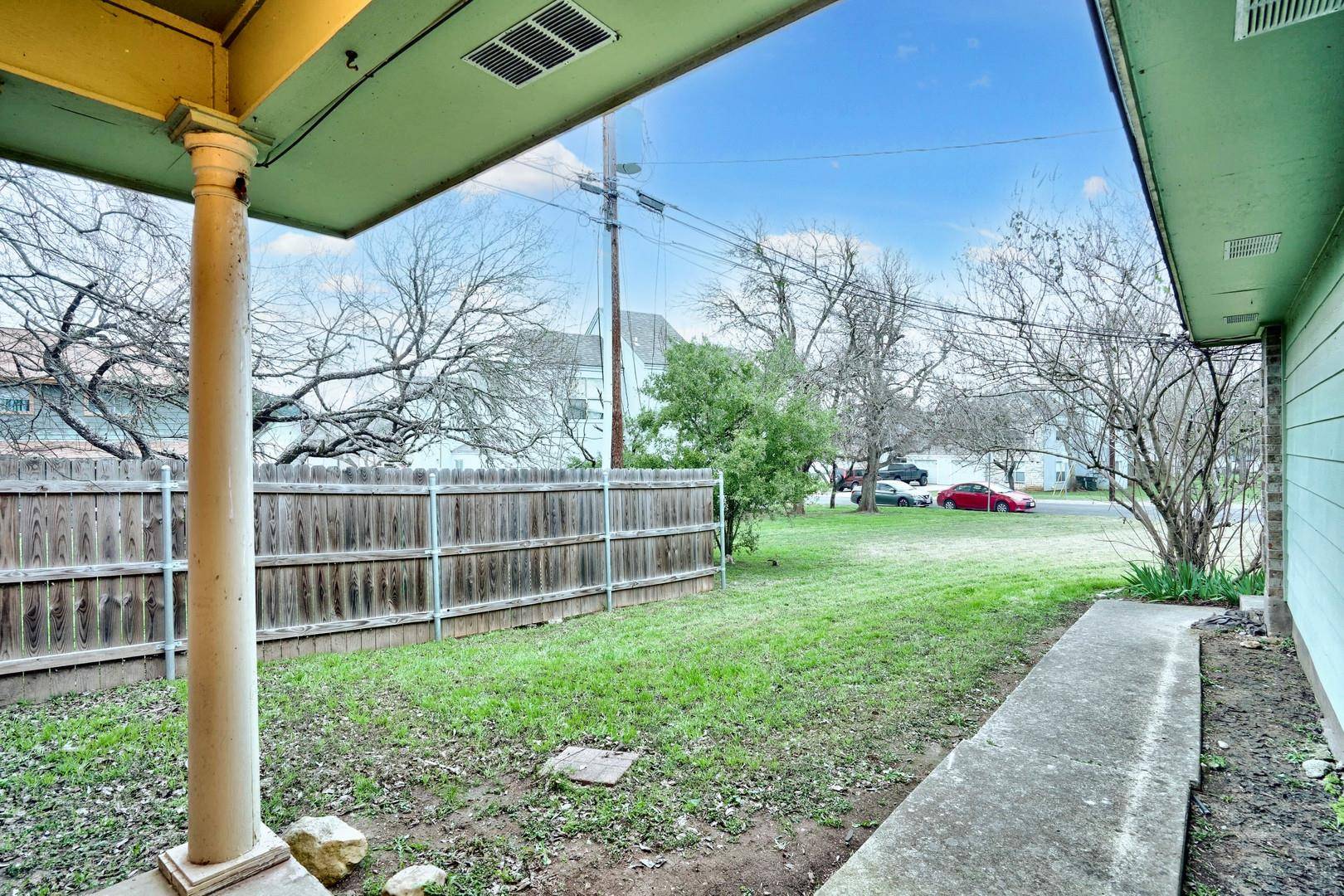 San Marcos, TX 78666,108 Hughson CT