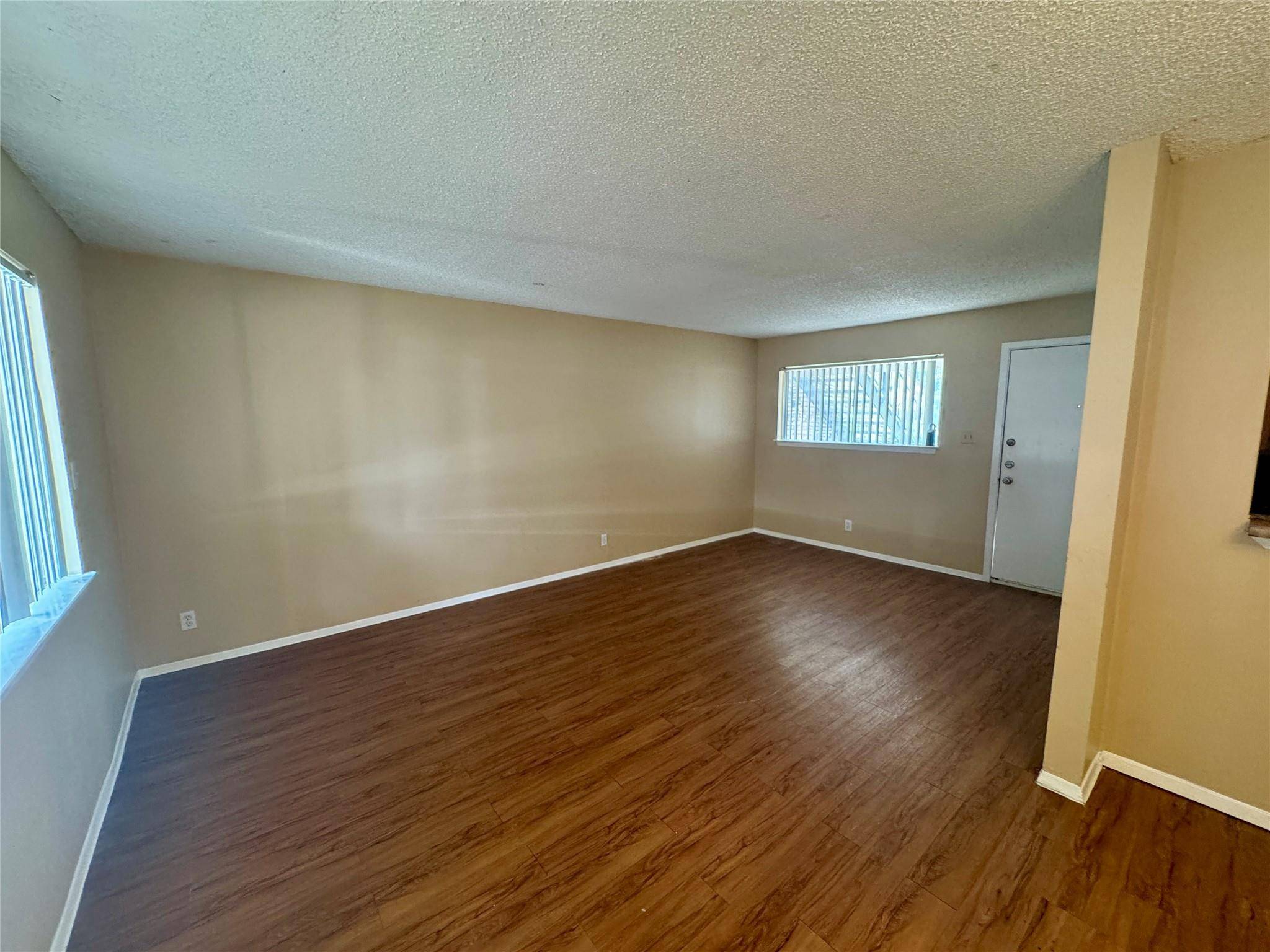 Austin, TX 78758,8905 Parkfield DR #102
