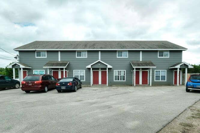 Bertram, TX 78605,107 Castleberry CT #D