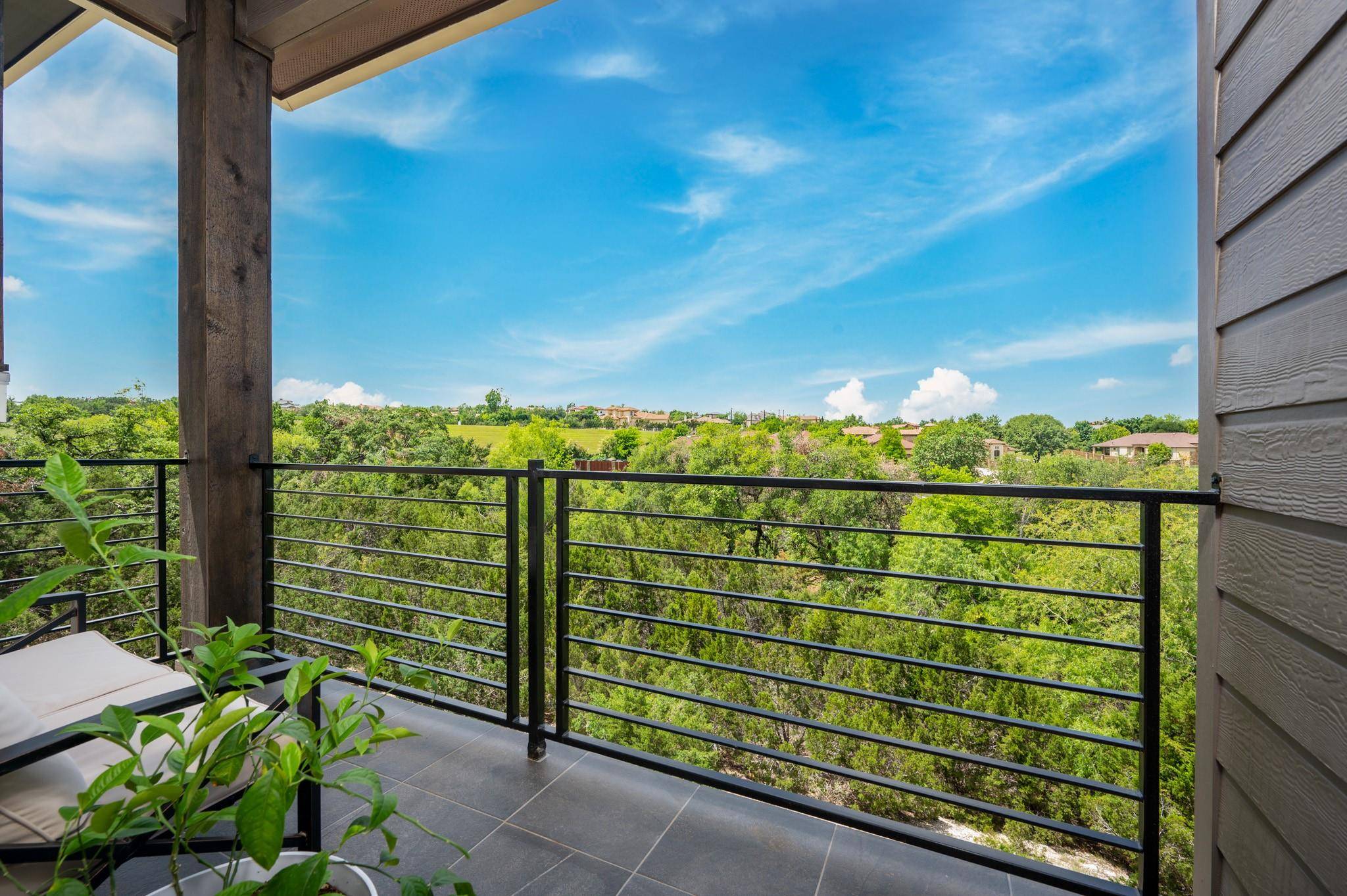 Austin, TX 78734,2050 Lohmans SPUR #1401