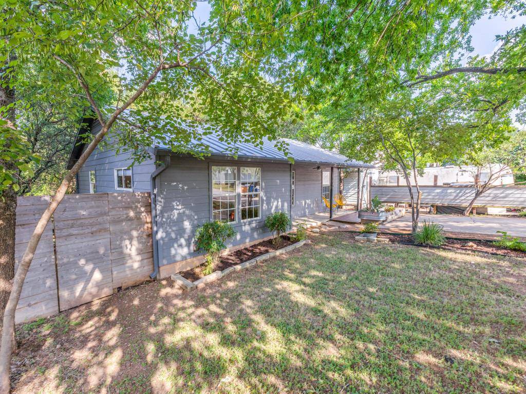 Austin, TX 78721,1705 Adriane DR