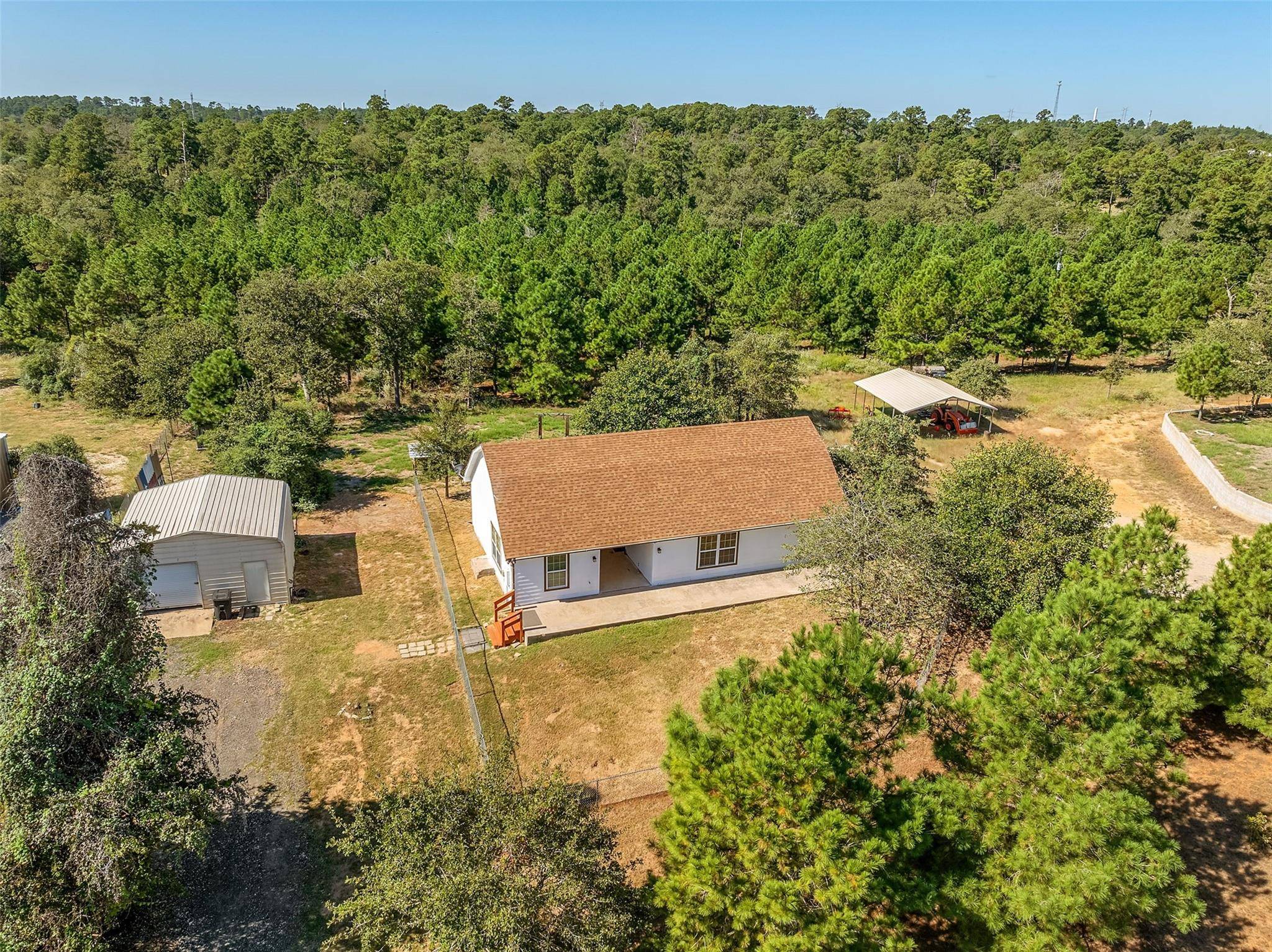 Bastrop, TX 78602,180 K C DR