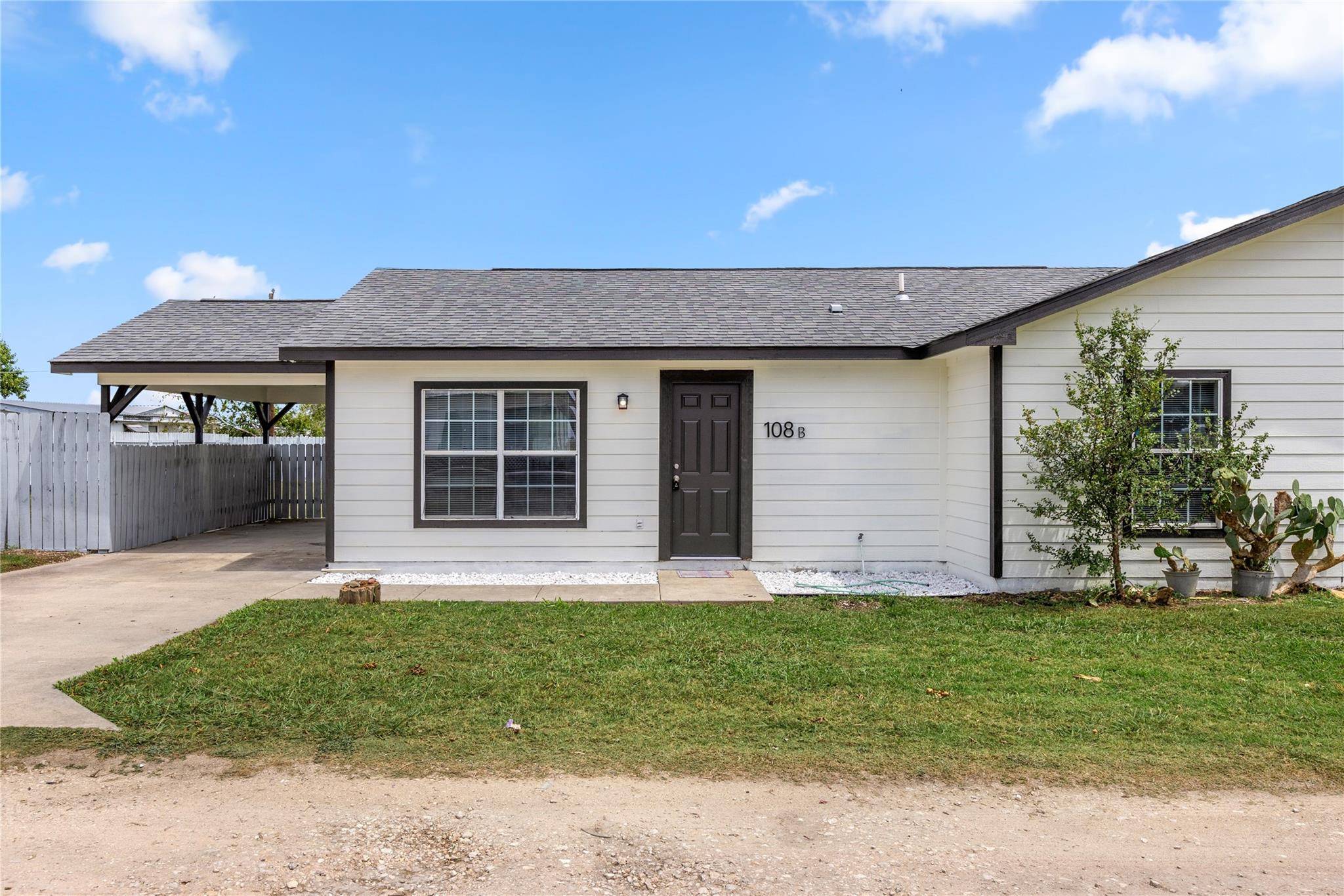 San Marcos, TX 78666,108 GM LN #B