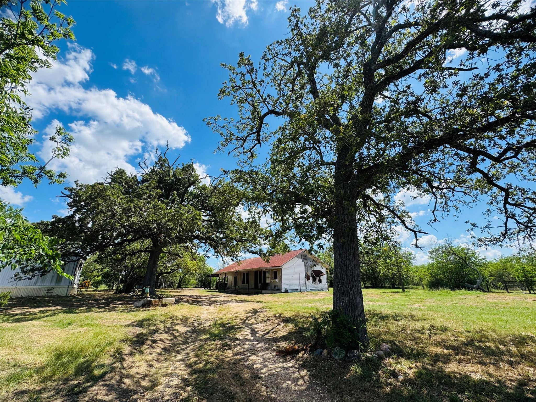 Red Rock, TX 78662,1194 Track RD