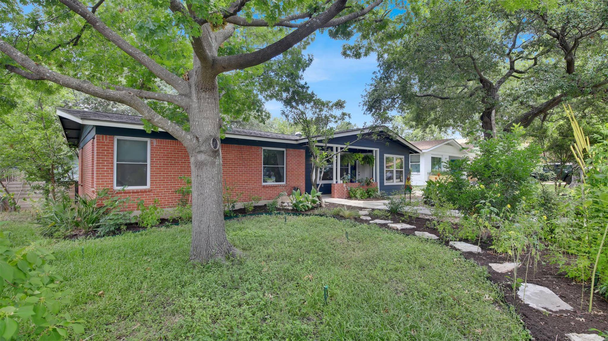 Austin, TX 78757,7610 Gault ST