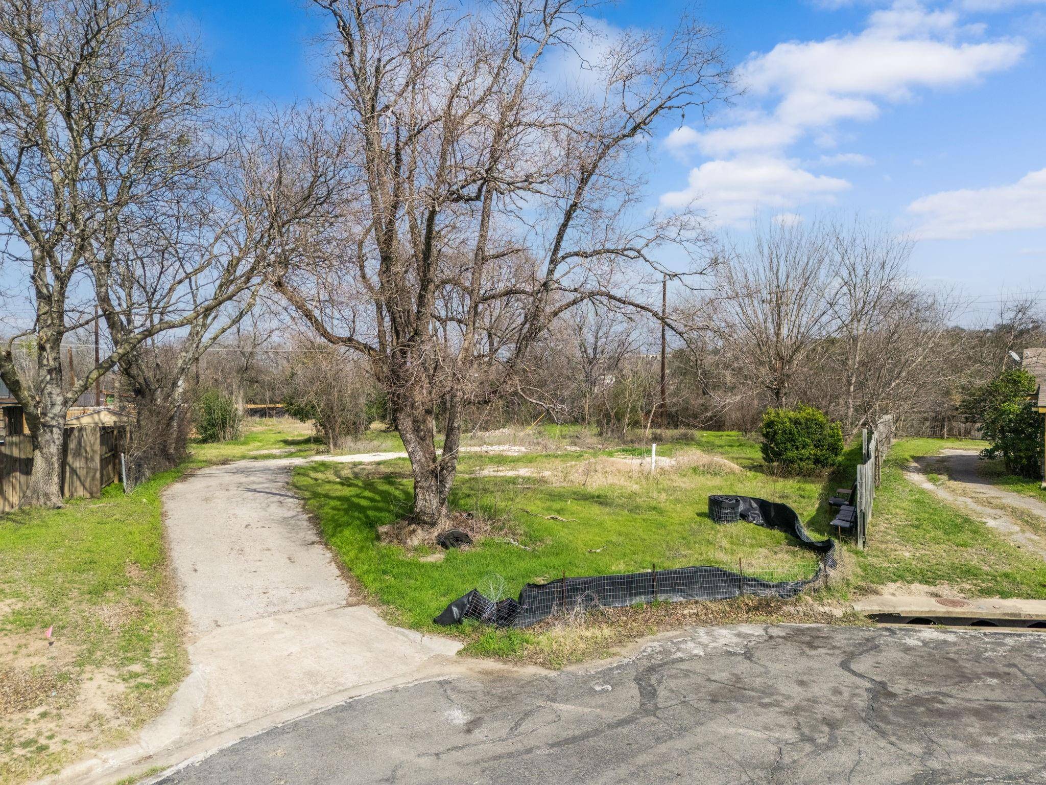Austin, TX 78704,1402 Valleyridge DR