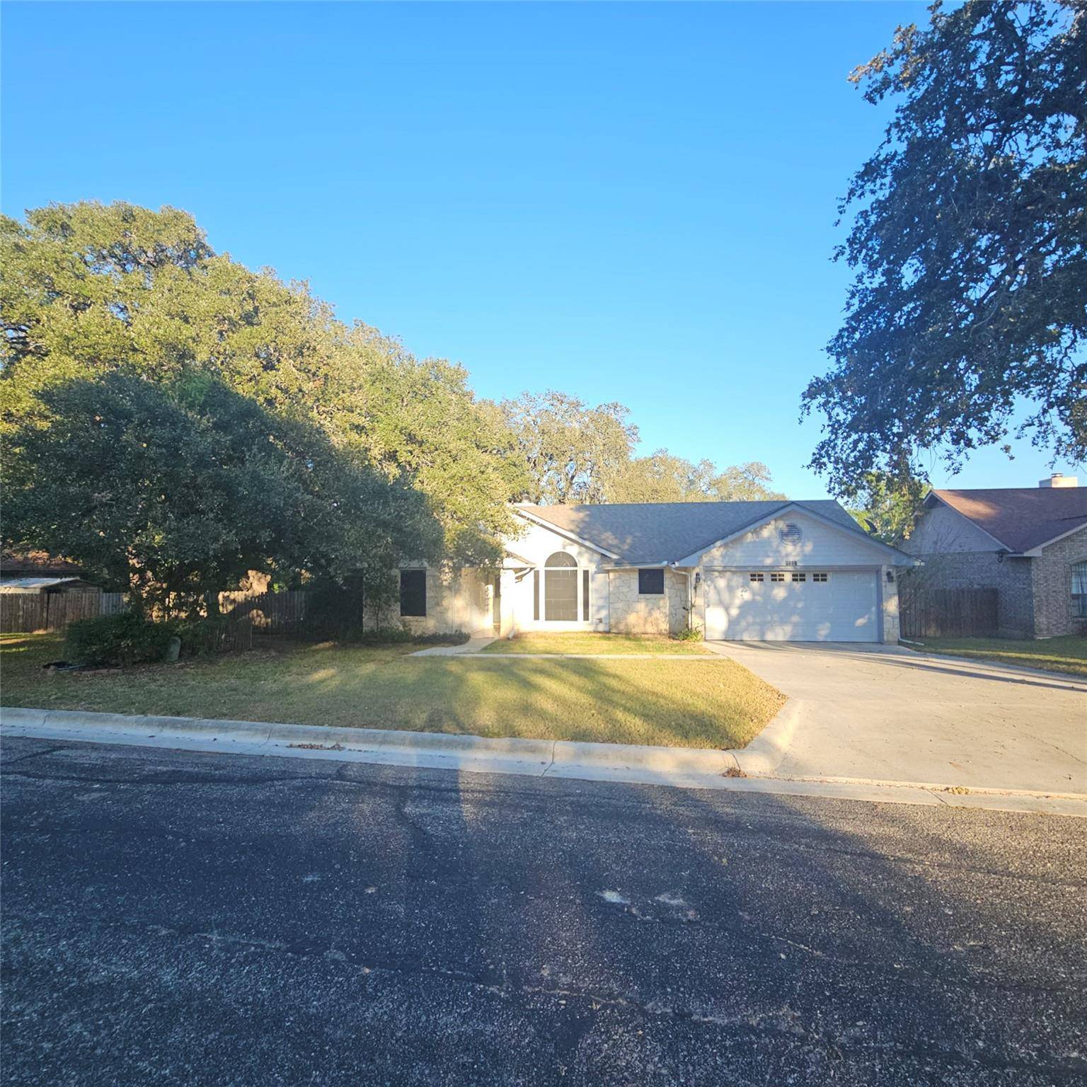 Lockhart, TX 78644,1701 Century Oaks DR